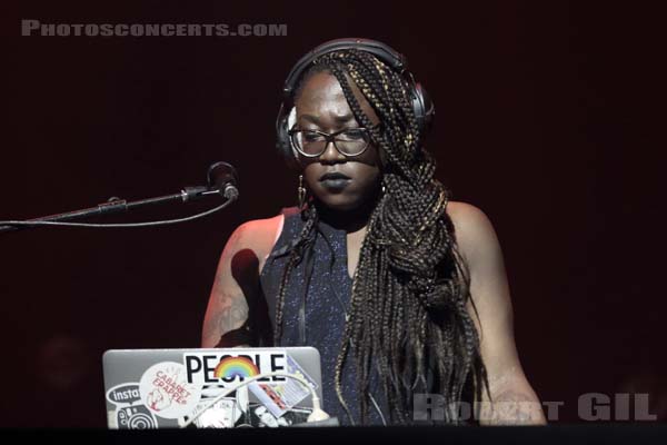 AZU SOLITUDE - 2019-01-30 - PARIS - Salle Pleyel - 